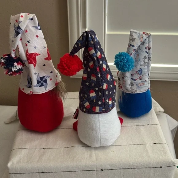 Fourth of July, gnomes set of three - Picture 2 of 5